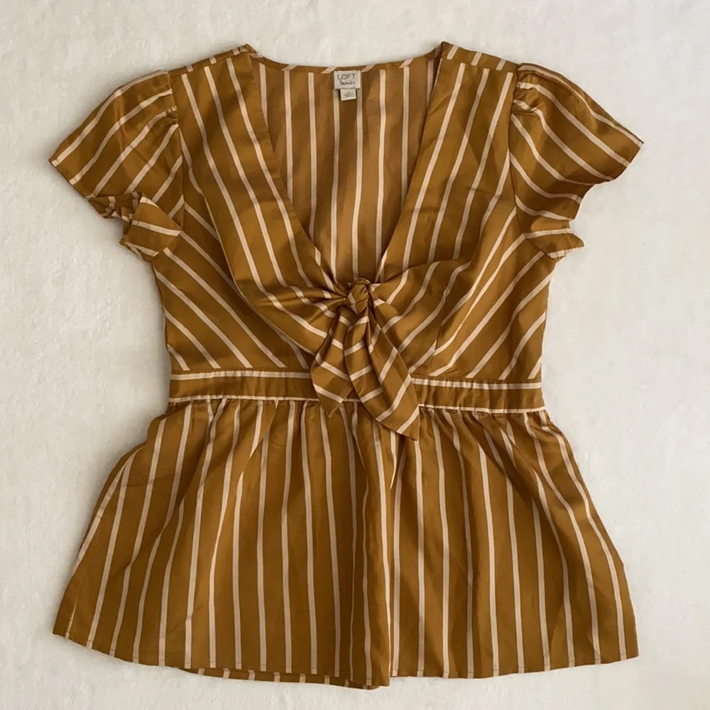 Loft Beach | V-Neck Striped Tie Front Keyhole Short Sleeve Peplum Top (XXS/00) - Picture 2 of 16